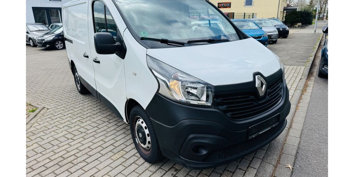 Renault Trafic 110.000 km 9.980 &euro; XANTEN 46509