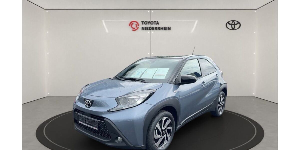 Toyota Aygo (X) 1.120 km 17.200 &euro; Bocholt 46395