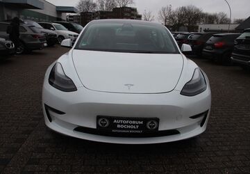 Tesla Model 3 129.900 km 24.650 &euro; Bocholt 46395